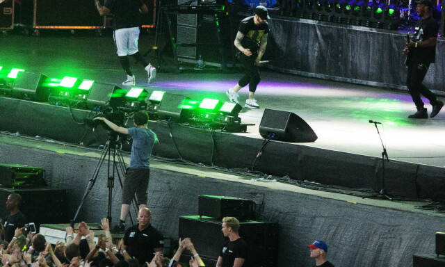 Fans raser etter Eminem-konsert: - Føler vi rett og slett er blitt lurt